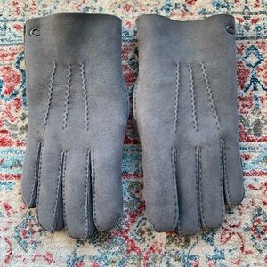 Coach 100% Genuine Shearling Glove